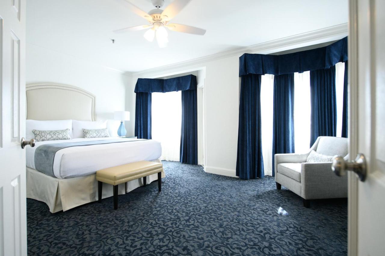 Premier Suite with Balcony at The Horton Grand, Downtown/Gaslamp Quarter