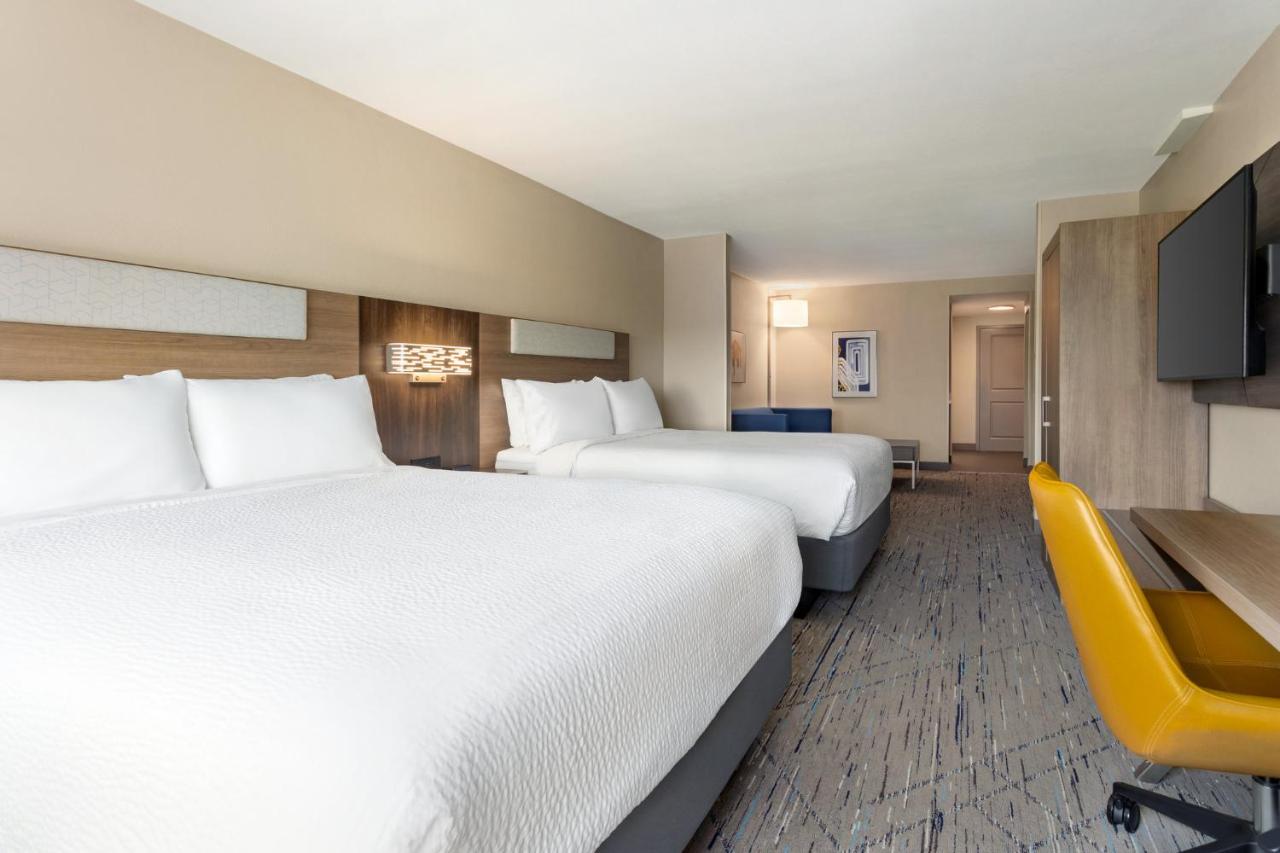 Deluxe King Suite - Disability Access/Non-Smoking at Holiday Inn Express Hotel & Suites Fort Pierce West by IHG