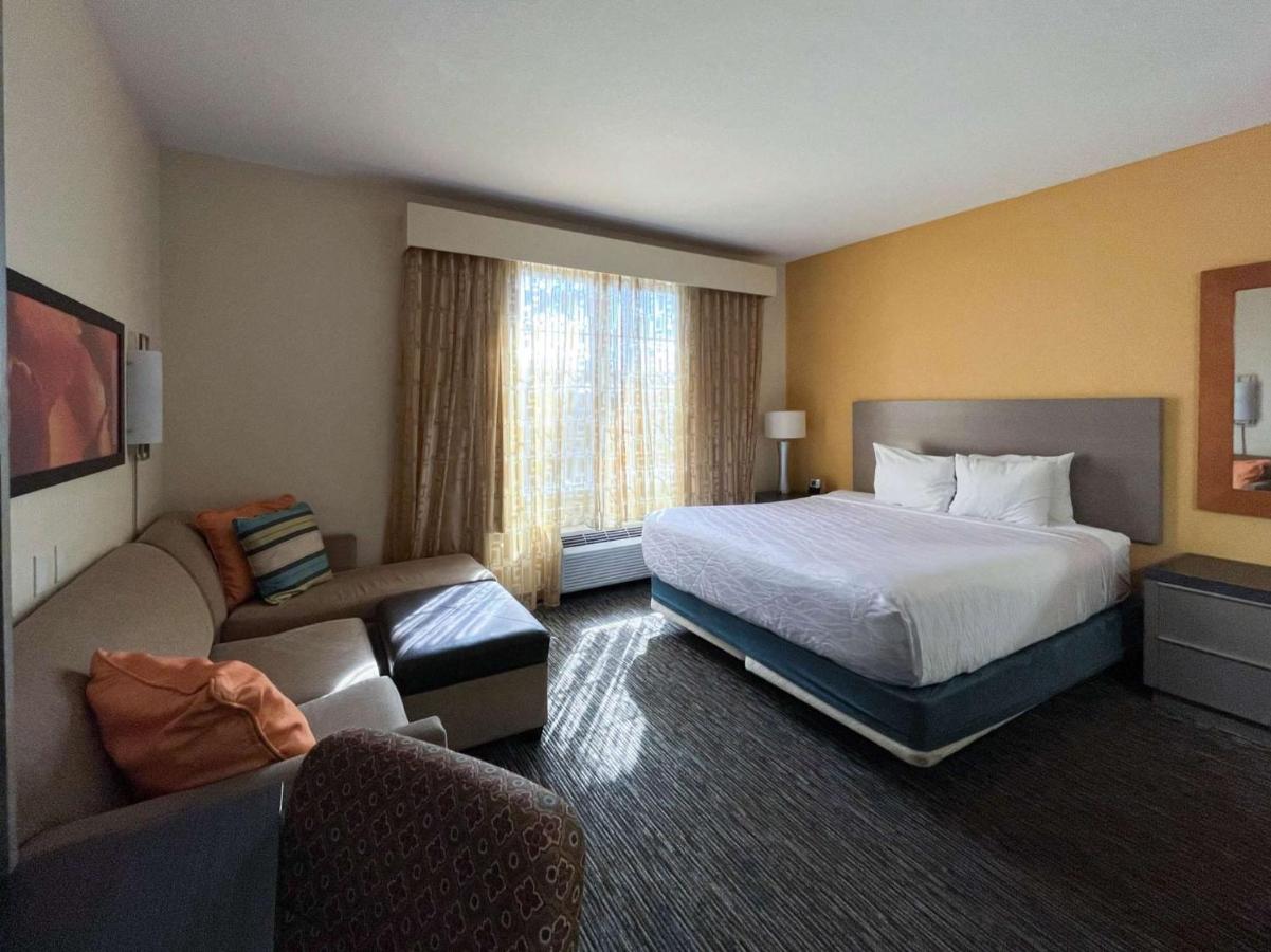 King Room - Disability Access - Non-Smoking at Studio 6 Carlsbad, CA
