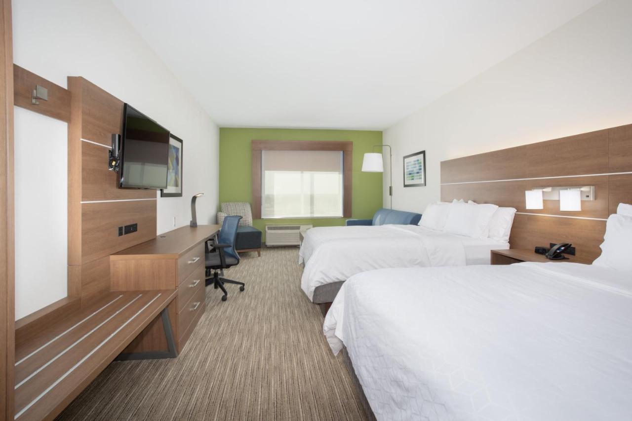 Queen Suite with Two Queen Beds - Non-Smoking at Comfort Inn & Suites Goodland