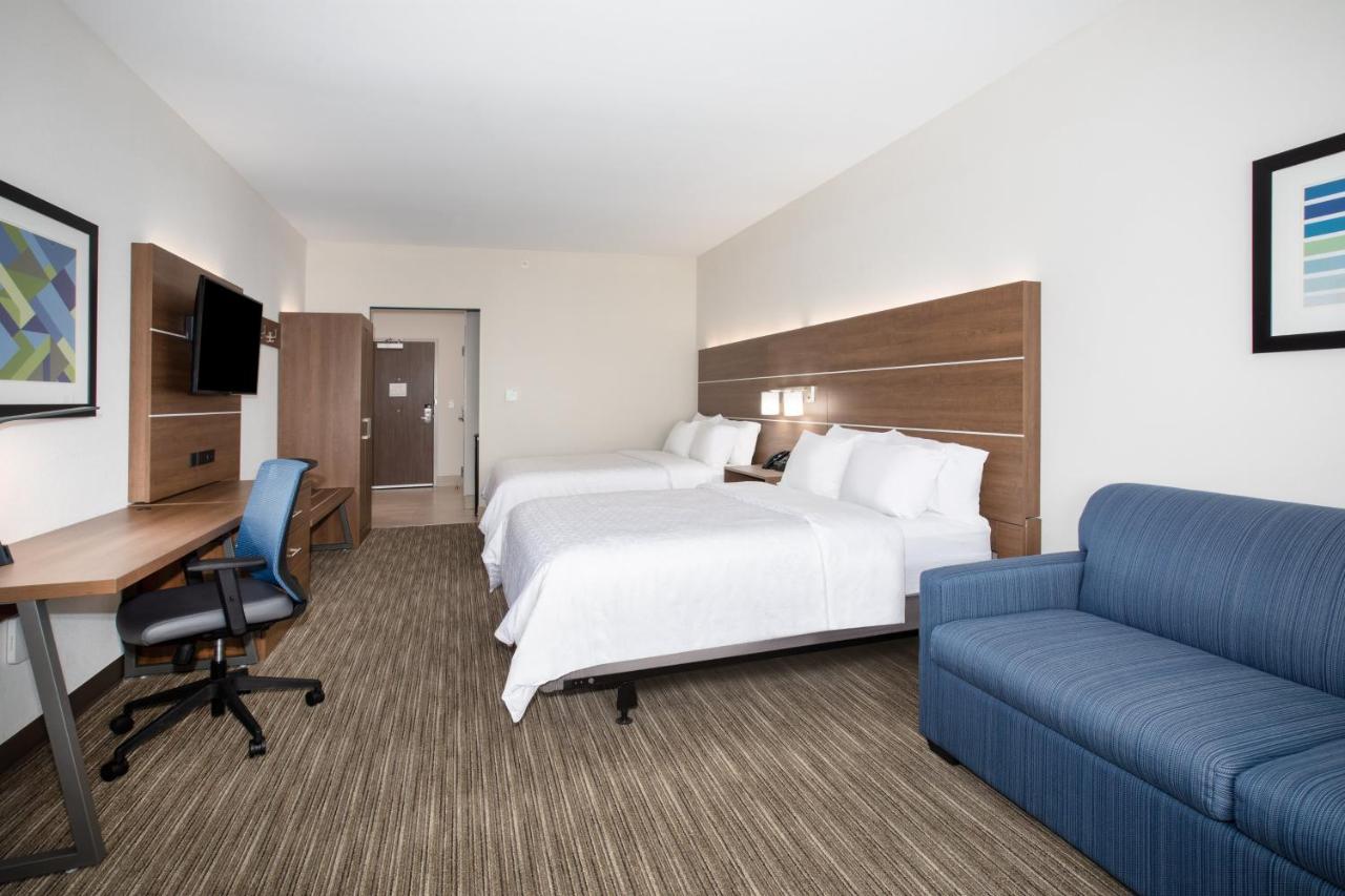 Two-Bedroom Queen Suite with Accessible Roll In Shower at Comfort Inn & Suites Goodland