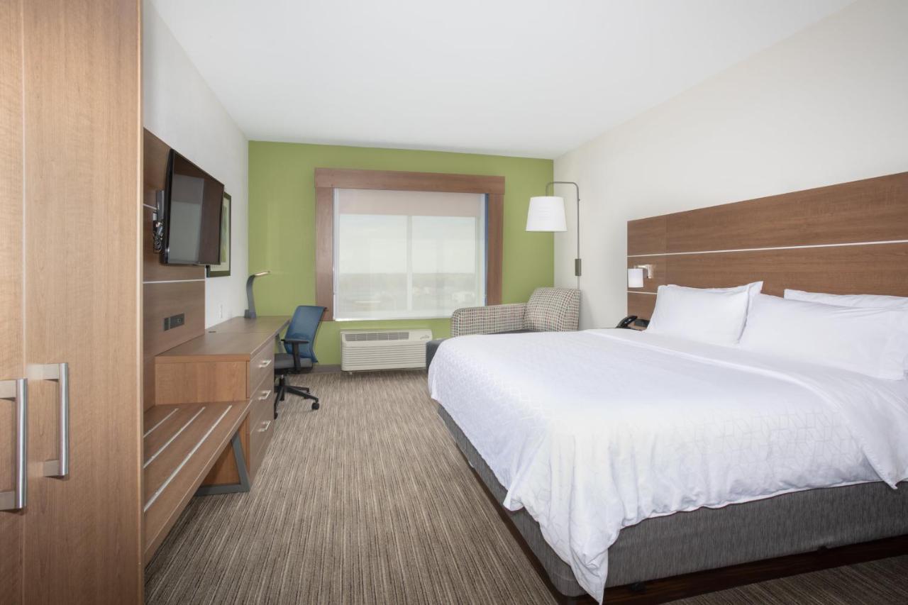 Standard King Room - Non-Smoking at Comfort Inn & Suites Goodland