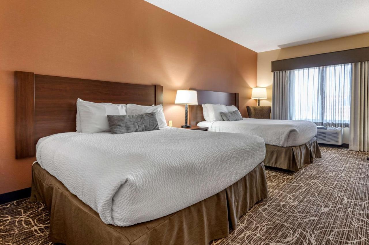 Queen Room with Two Queen Beds - Non-Smoking at Best Western Plus Chelsea Hotel