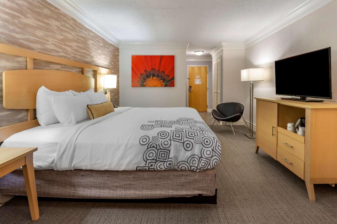 King Room at Best Western Plus University Inn