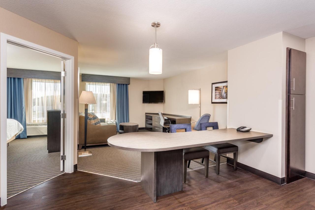 King Room - Mobility Access Tub/Non-Smoking at Candlewood Suites Eau Claire I-94, an IHG Hotel