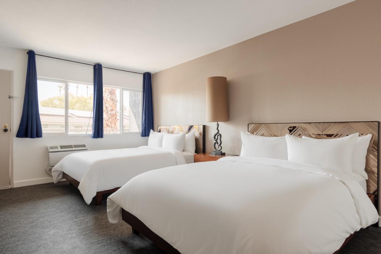 Double Room at V Capri Palm Springs, a Dolce by Wyndham