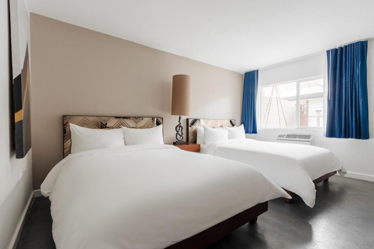 Deluxe Double Room at V Capri Palm Springs, a Dolce by Wyndham