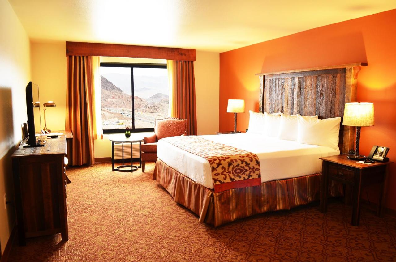 Deluxe Double Room at Hoover Dam Lodge