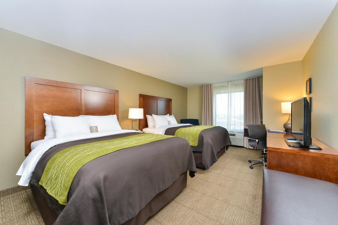 Queen Room with Two Queen Beds - Non-Smoking at Comfort Inn & Suites West - Medical Center