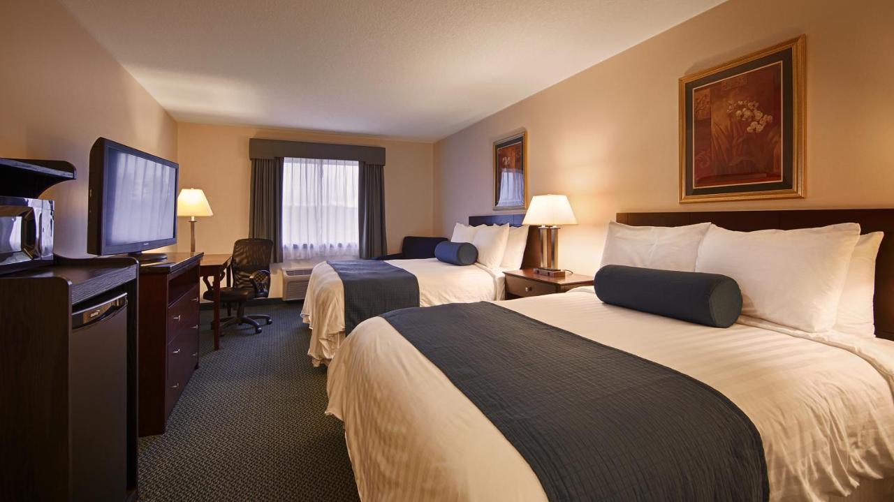 Room #32648617 at Best Western Gas City