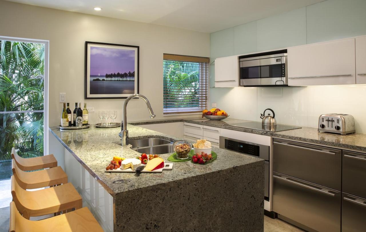 Two-Bedroom Villa with Pool View at Santa Maria Suites