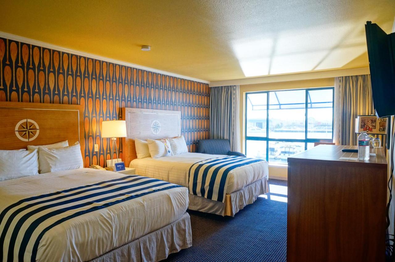 Deluxe Queen Room with Two Queen Beds at Waterfront Hotel, part of JdV by Hyatt (12381)