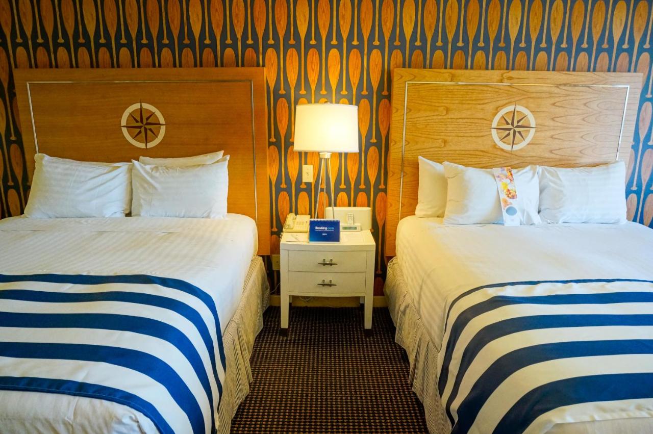 Queen Room with Two Queen Beds - Disability Access at Waterfront Hotel, part of JdV by Hyatt (12381)