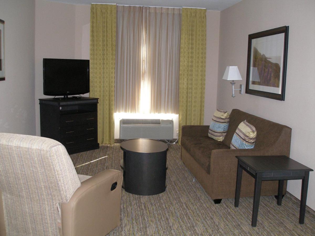 One-Bedroom King Suite at Candlewood Suites Amarillo-Western Crossing by IHG