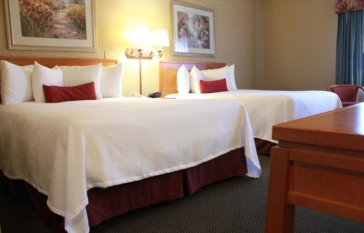 Queen Room with Two Queen Beds - Non-Smoking at Best Western Merrimack Valley