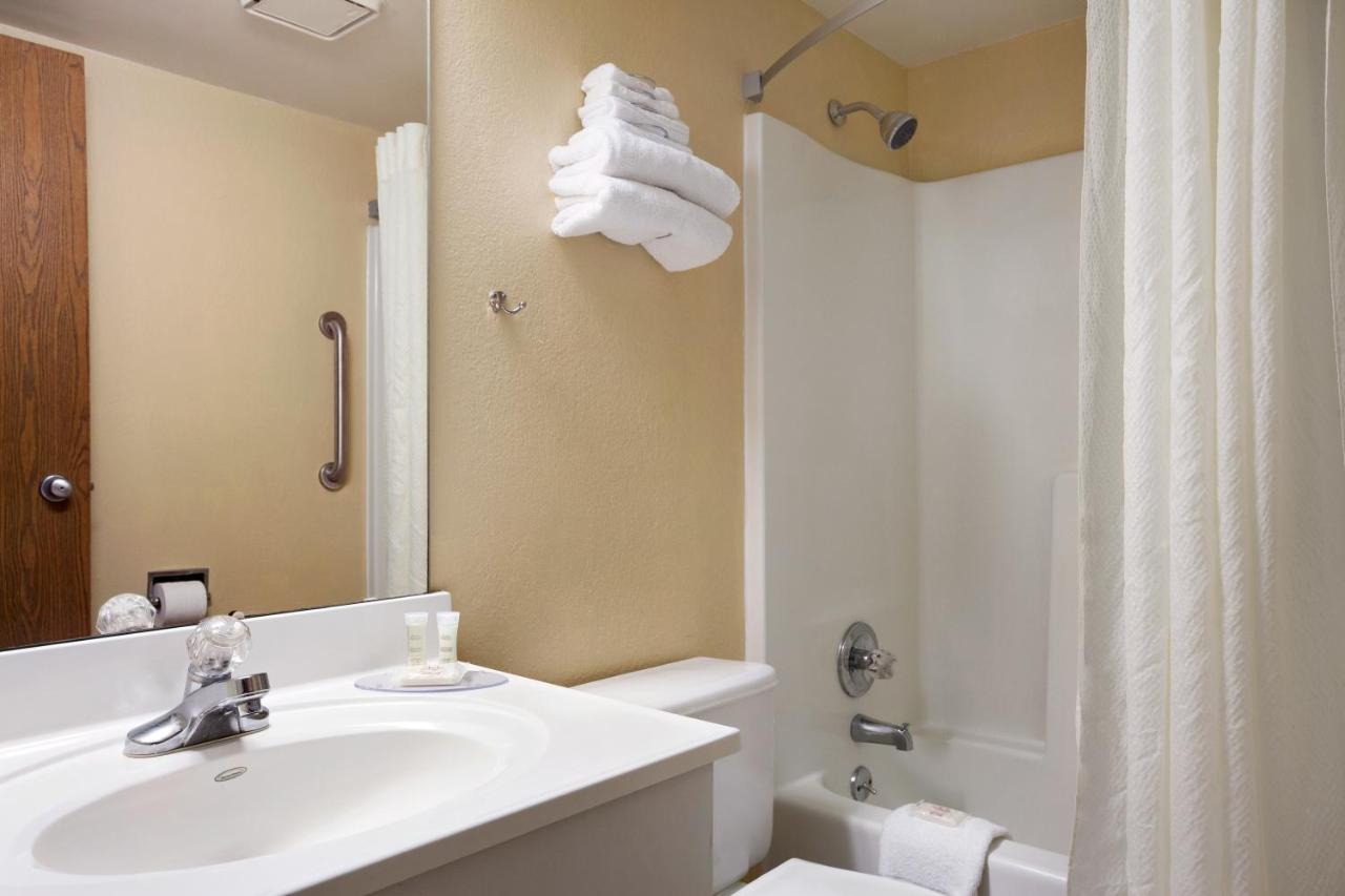 King Suite - Non-Smoking at Super 8 by Wyndham Collinsville St. Louis