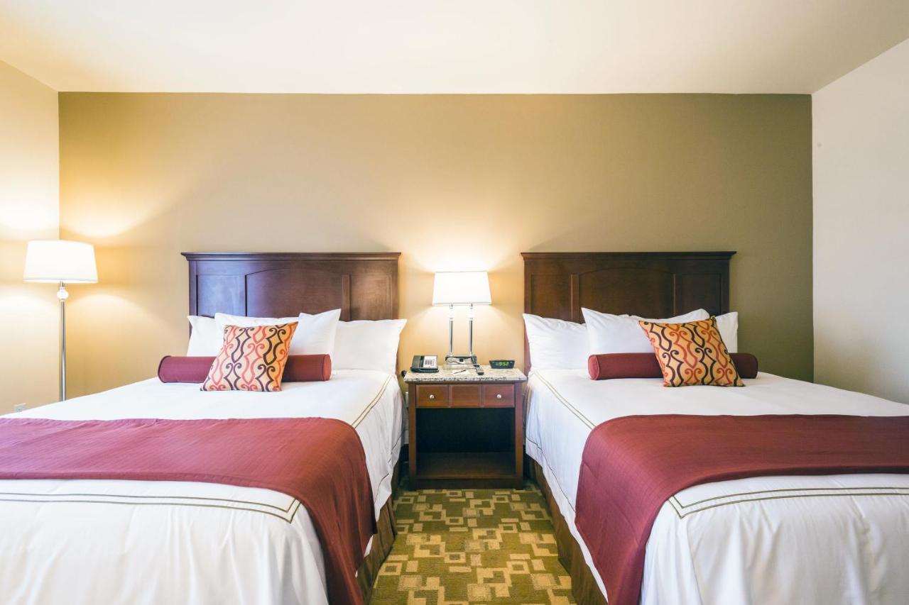 Deluxe Two Queen at Boomtown Casino & Hotel New Orleans
