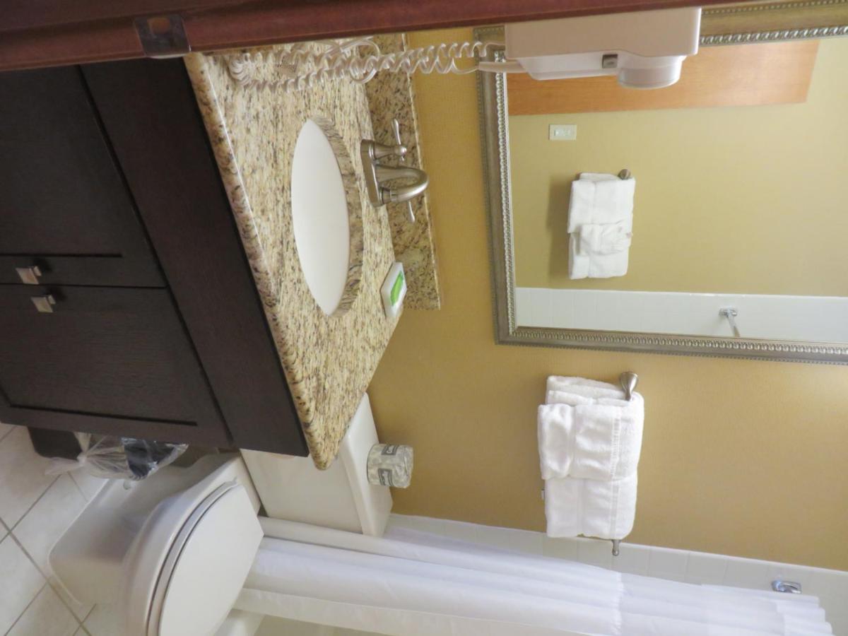 Double Suite at Ivy Court Inn & Suites
