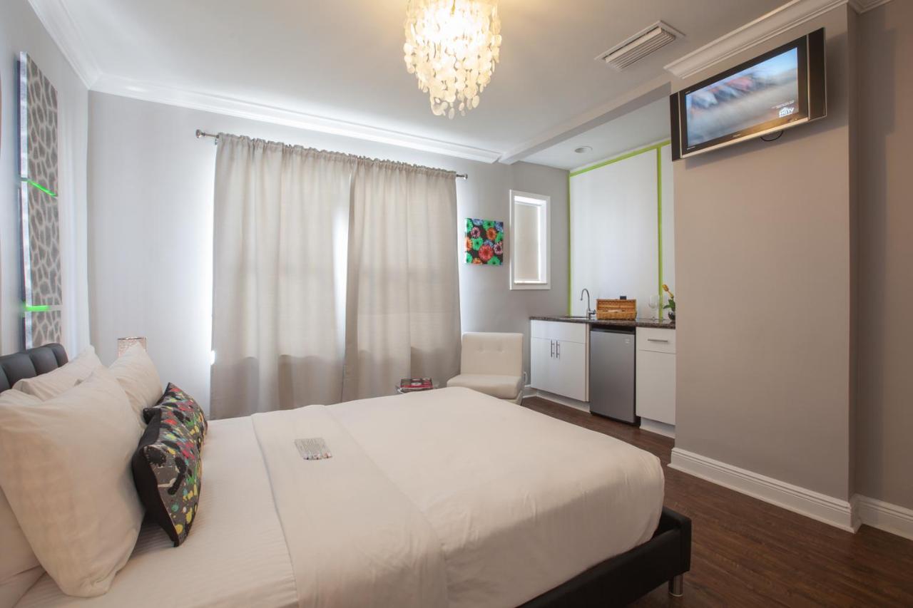 Premium King Studio at Odyssey of South Beach Apart Hotel