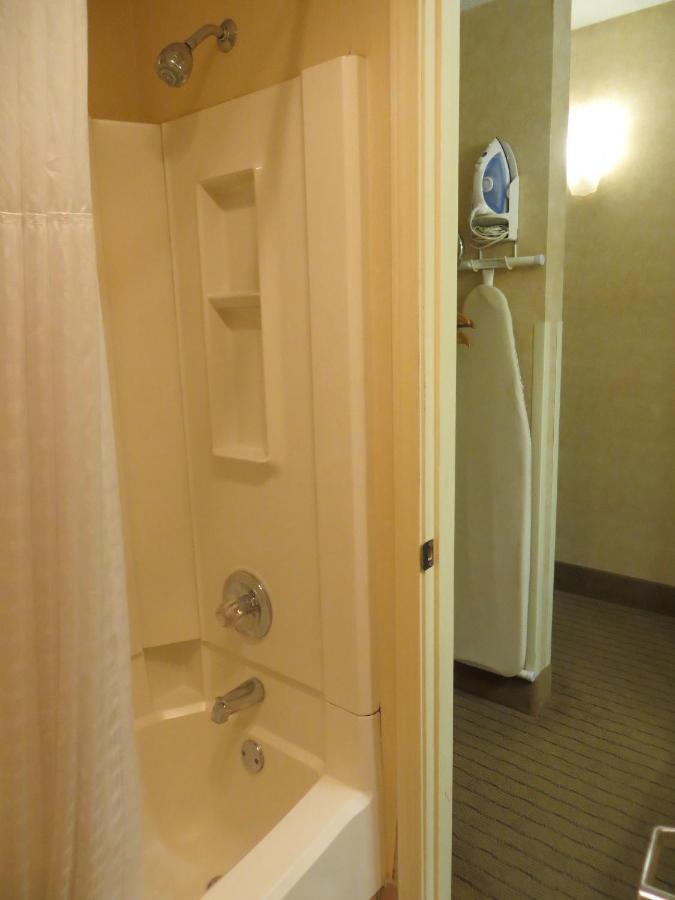 King Room - Non-Smoking at Baymont by Wyndham Indianapolis West