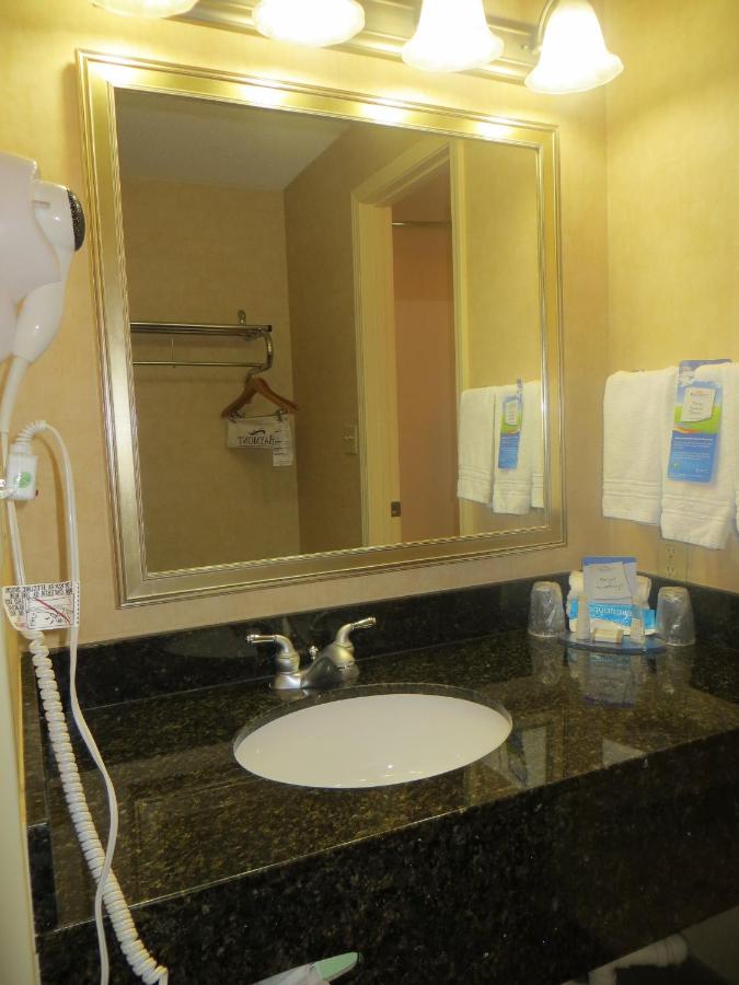 King Room - Disability Access/Non-Smoking at Baymont by Wyndham Indianapolis West