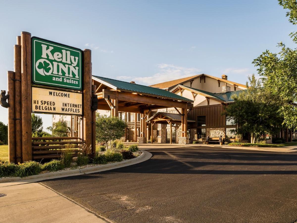  | Kelly Inn & Suites Mitchell South Dakota