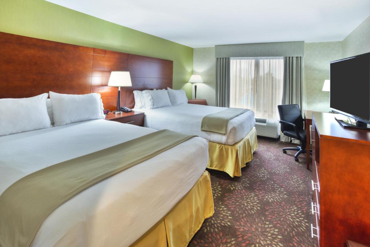  | Holiday Inn Express Hotel & Suites Frankenmuth