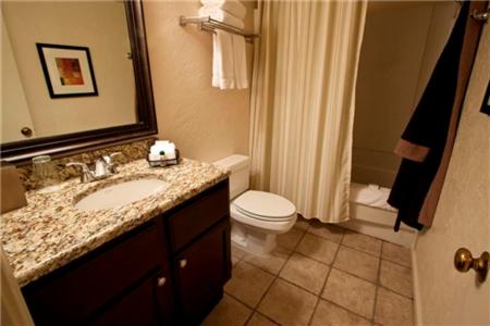 | The Inn at Tallgrass