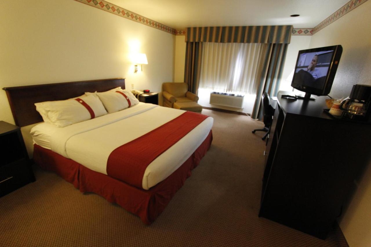 King Room- Non-Smoking at Ramada by Wyndham Williams/Grand Canyon Area