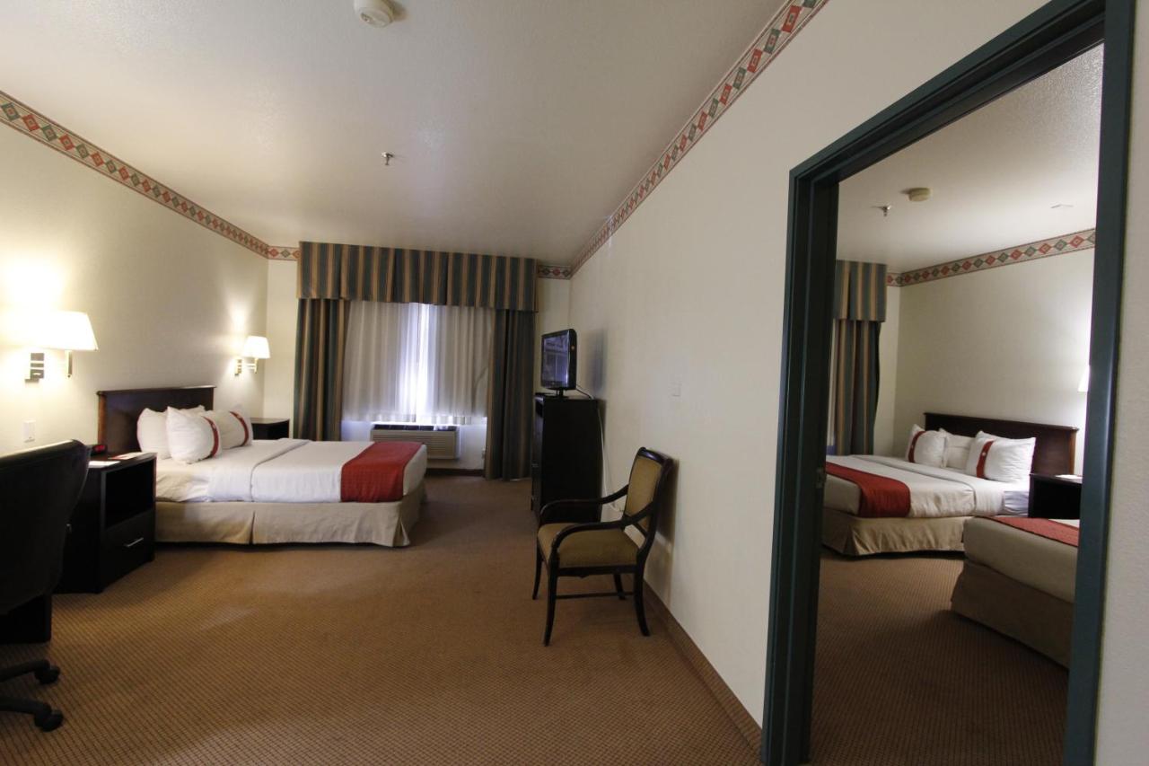 Studio Suite with Three Queen Beds - Non-Smoking at Ramada by Wyndham Williams/Grand Canyon Area