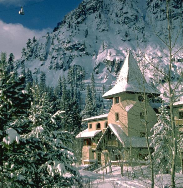 | WorldMark Olympic Village Inn