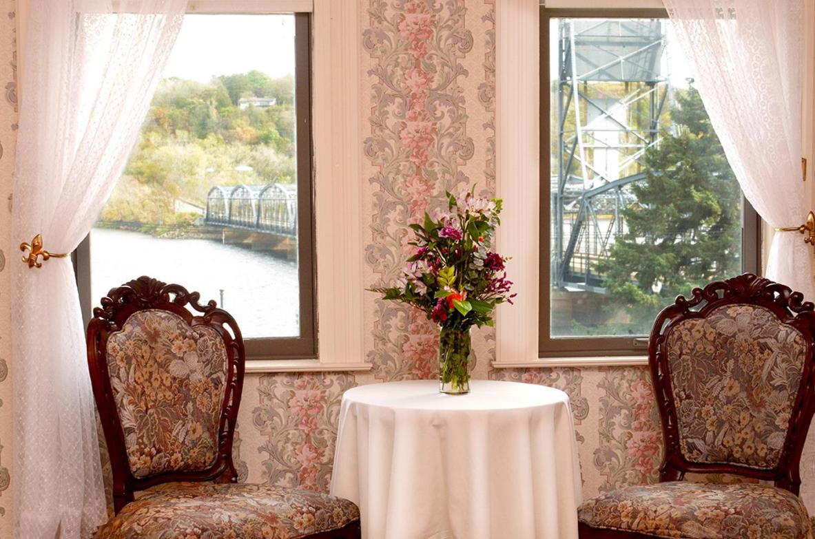 Bridgeview Suite at Water Street Inn