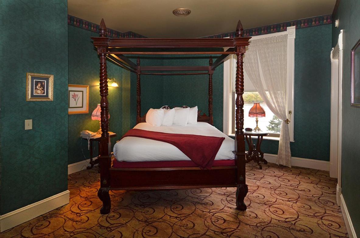 St. Croix Suite at Water Street Inn