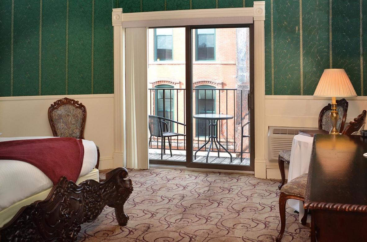 Waterstreet Suite at Water Street Inn