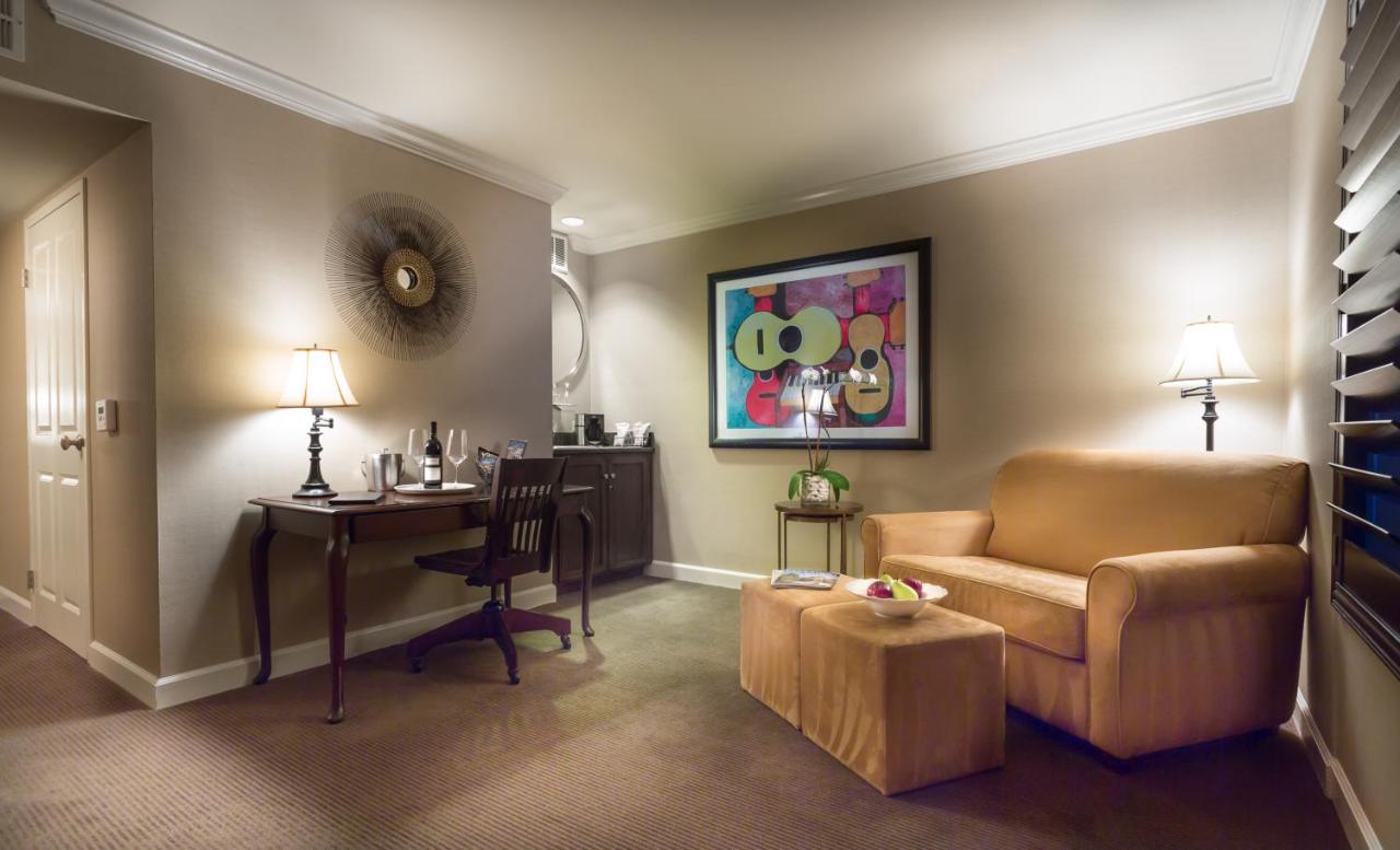 Executive King Suite at Cupertino Hotel