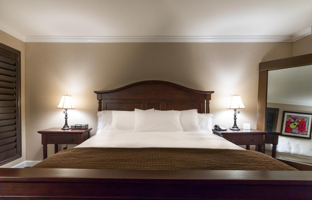 Executive King Suite at Cupertino Hotel