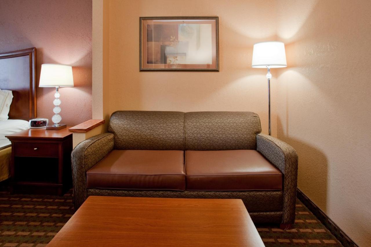 Standard Room at Holiday Inn Express Hotel & Suites Suffolk by IHG