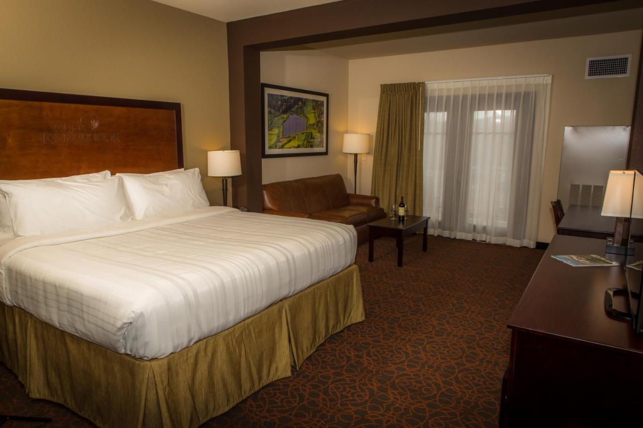 King Room with Balcony at The Lodge at Old Kinderhook Golf Resort