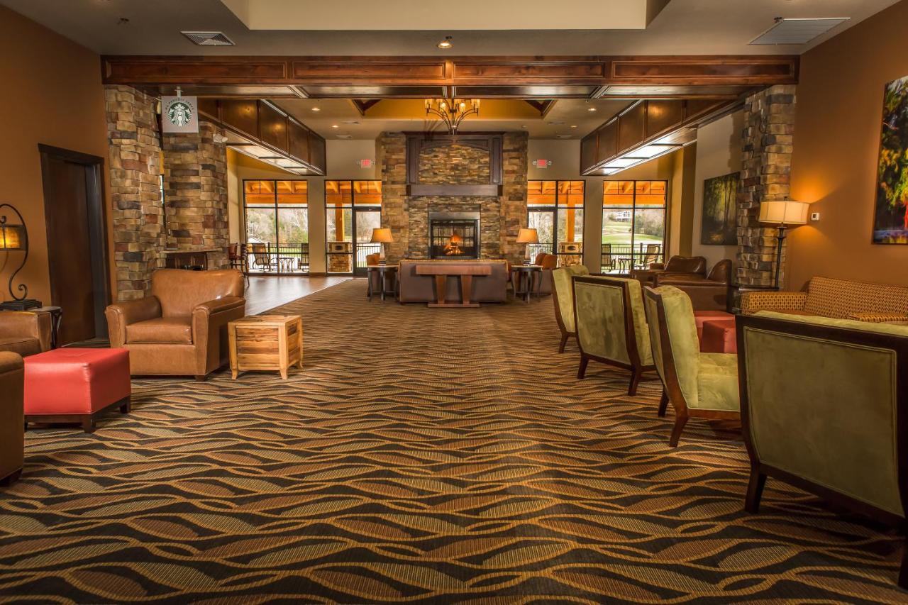 Single Room - Disability Access at The Lodge at Old Kinderhook Golf Resort