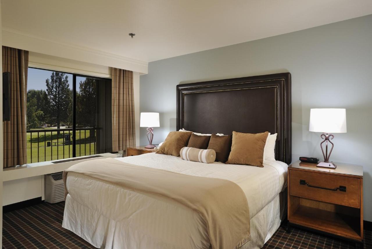 King Room - Disability Access at The Lodge at Eagle Crest Resort