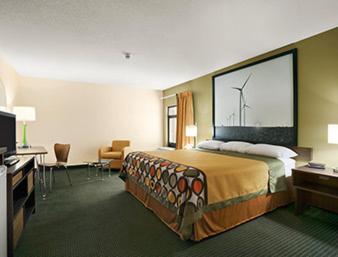 King Room - Non-Smoking at Super 8 by Wyndham Columbia City