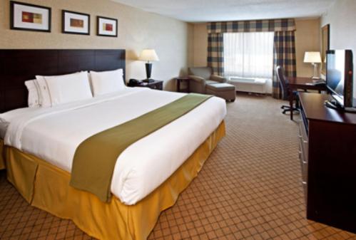 King Room - Mobility Access/Hearing Accessible at Holiday Inn Express Hotel & Suites ANDERSON NORTH by IHG