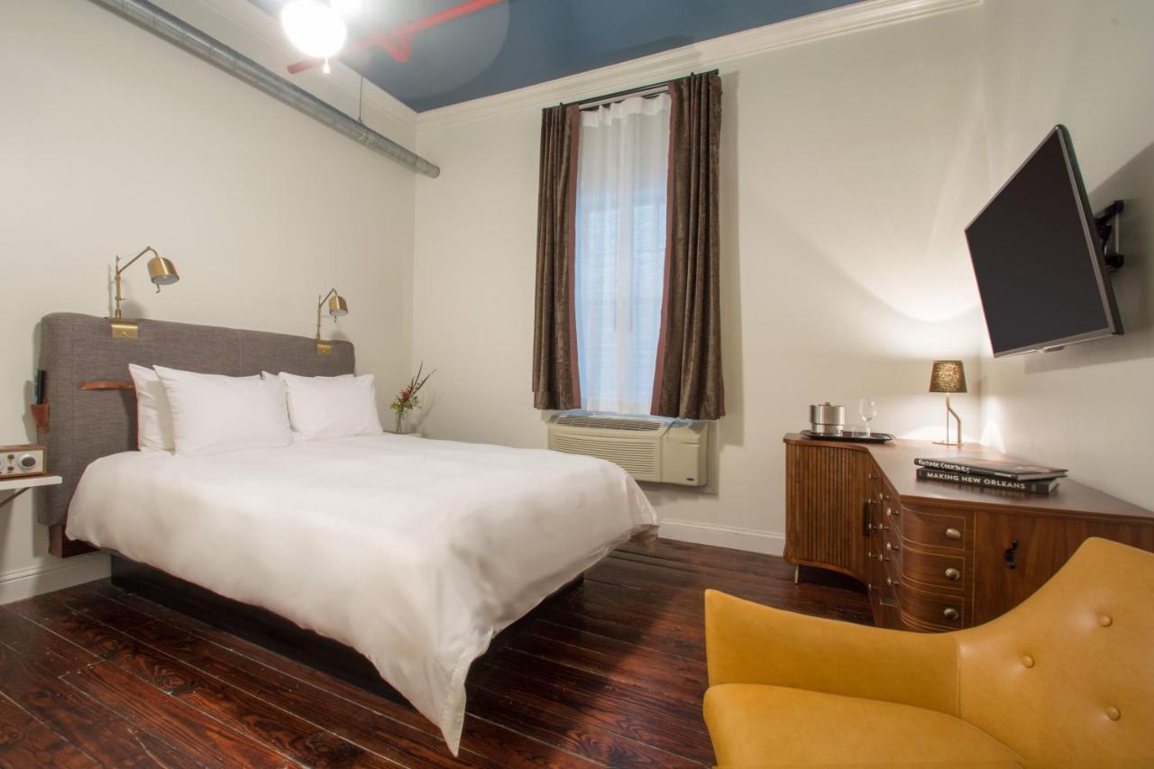Deluxe Queen Room at The Old No. 77 Hotel & Chandlery
