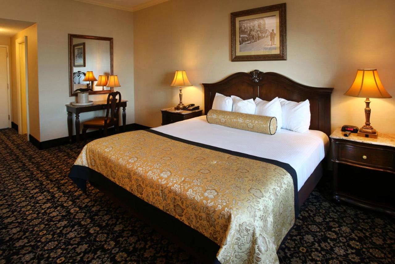 Monaco Studio Suite with King Bed at The Claridge Hotel