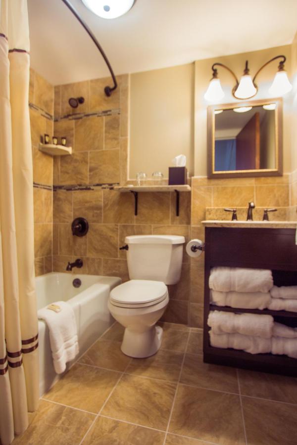 Standard Triple Room at Skytop Lodge