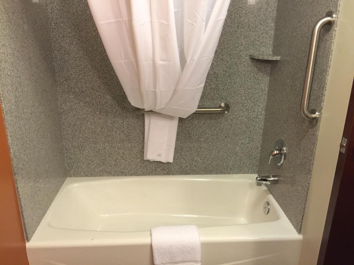 King Room with Sofa Bed - Non-Smoking at Sleep Inn & Suites Page at Lake Powell