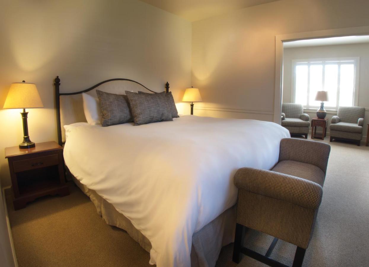 King Suite at Wine Country Inn
