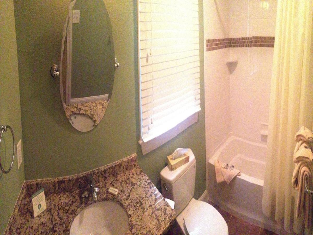 Deluxe Studio at InnSeason Resorts HarborWalk