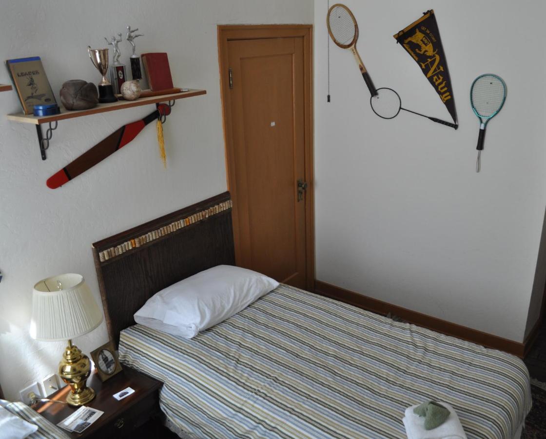 Standard Twin Room with Shared Bathroom at The Historic Grand Canyon Hotel