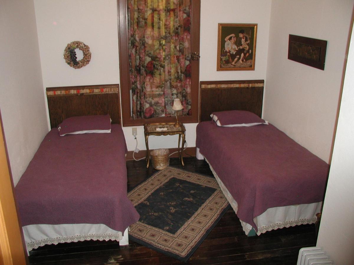 Standard Twin Room at The Historic Grand Canyon Hotel